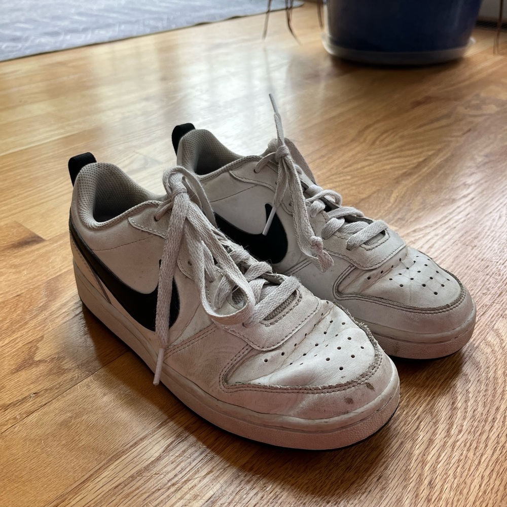 Nike Kids White and Black Court Borough Low Sneaker